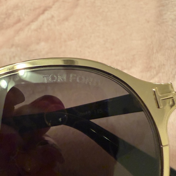 Tom Ford Sunglasses - Picture 3 of 8